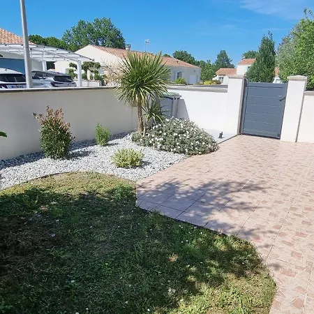 بيت للعطل House Close To Royan And Seaside, Ground Floor, Quiet And Comfortable مُدي